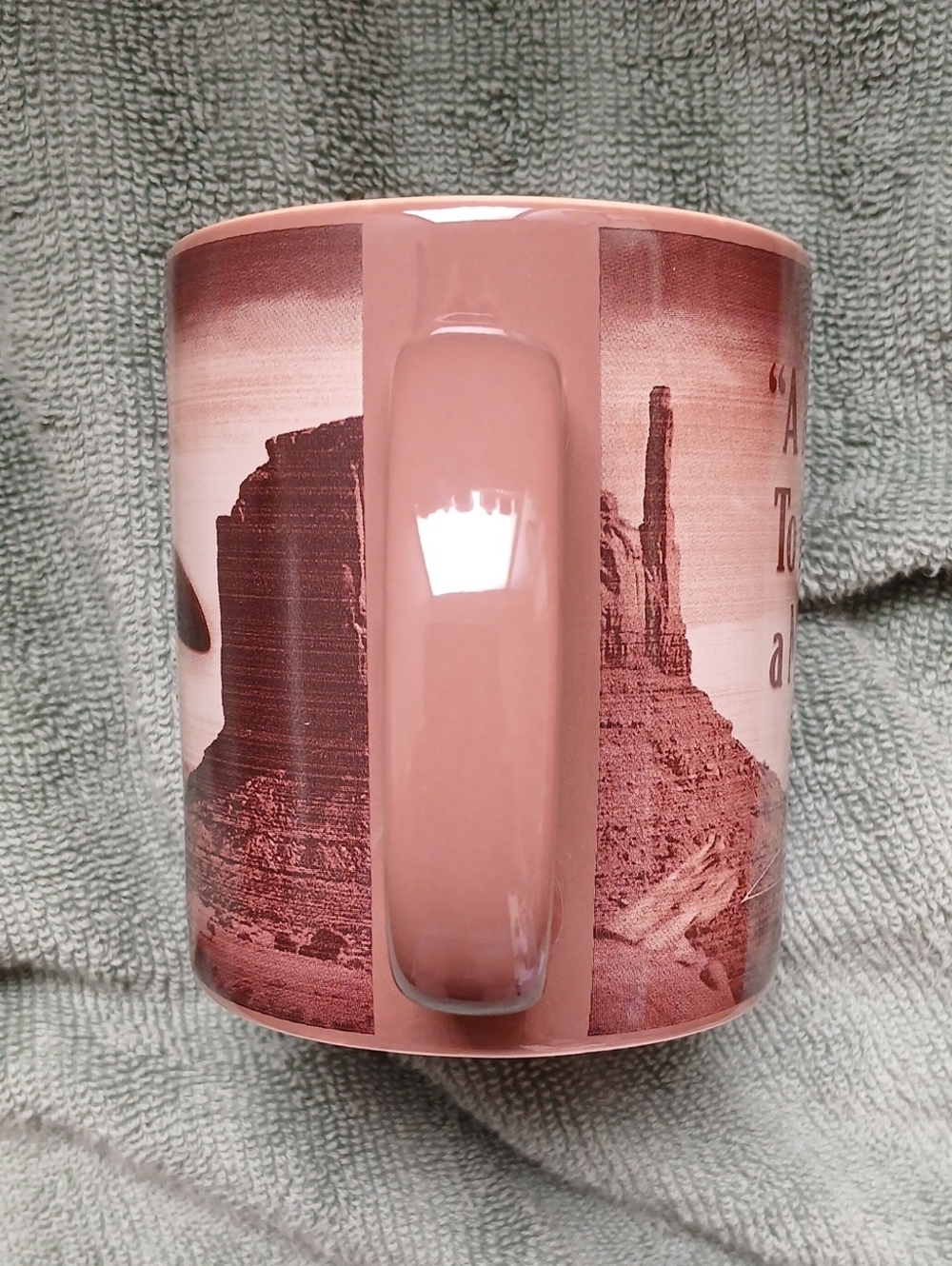 John Wayne "A Man's Got To Do..." 12 oz Brown Ceramic Coffee Tea Mug Cup - Picture 3 of 6